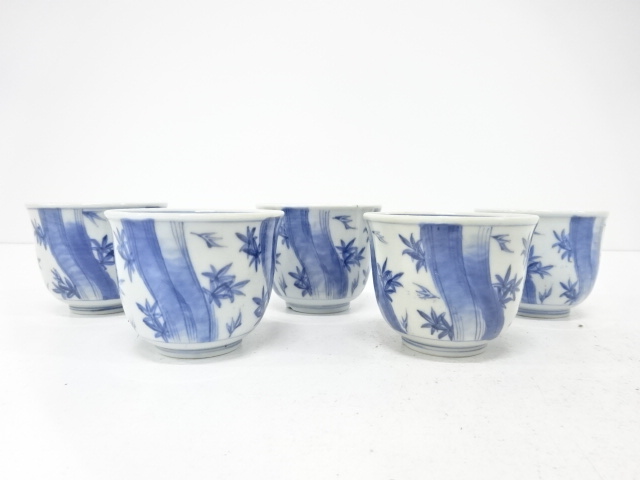JAPANESE CERAMICS / KOIMARI / SOBA CHOKO CUP SET OF 5 / BLUE & WHITE / FLOWER